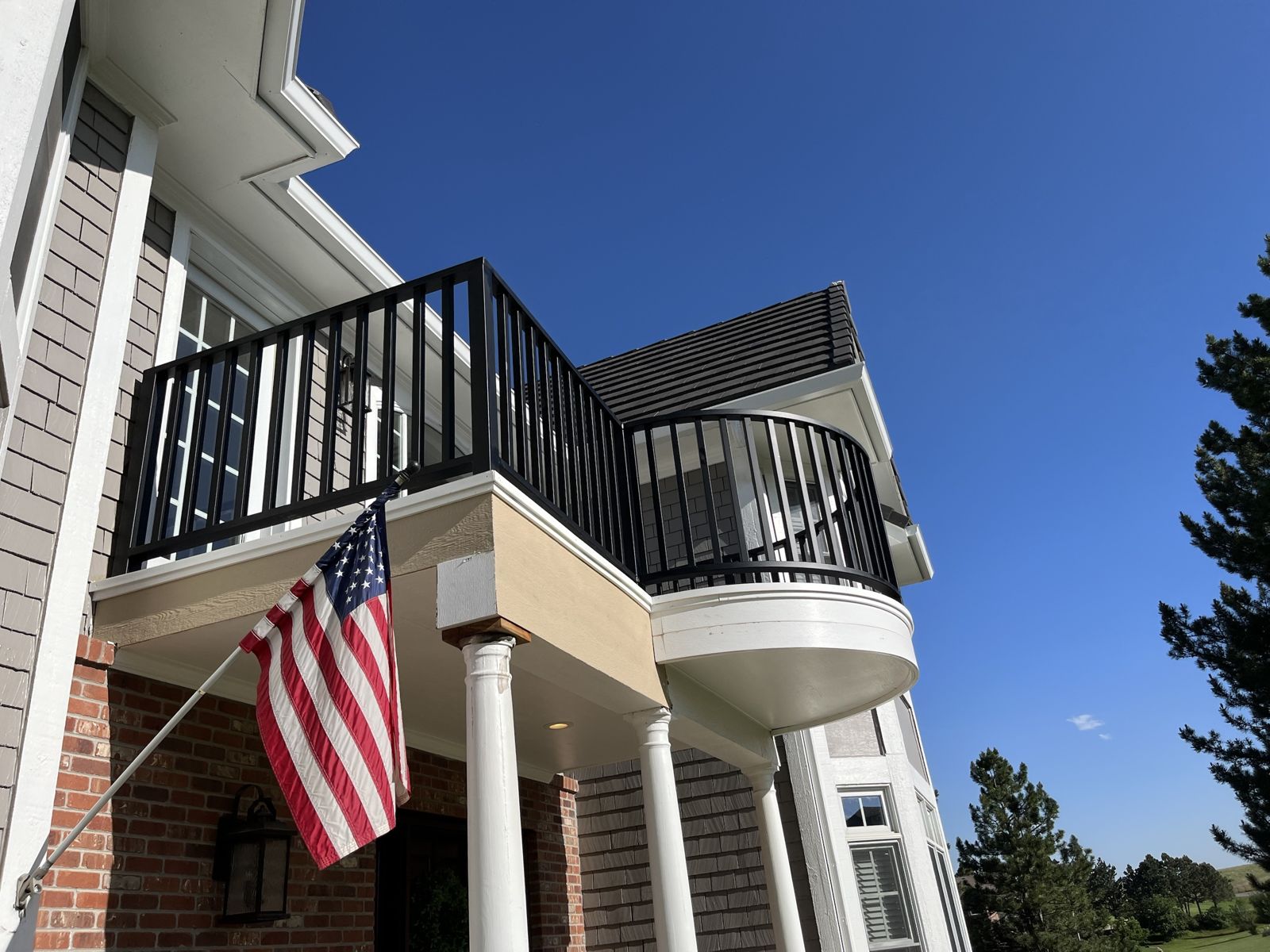Balcony railing